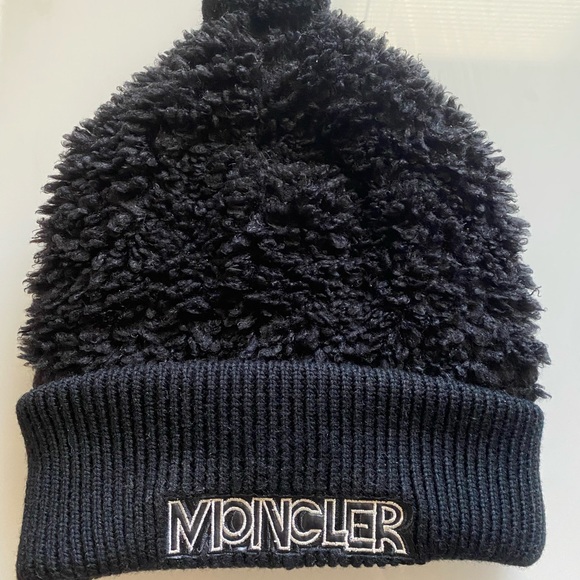 MONCLER GRENOBLE SKI HAT - Picture 1 of 5